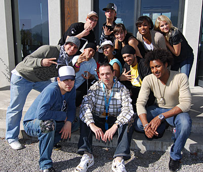 Marc Mozart with Popstars On Stage Finalists 2007: Sascha, Cristobal, Julian, Darren, Marcella, "Shorty", Tialda, Aziz, Kemi, Norman, Jenny